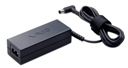 Sony VGP-AC19V39 power adapter/inverter Black