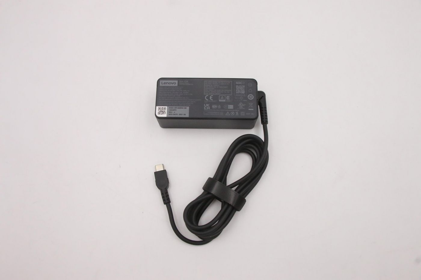 0QUZzUhTr0O6yQ459IOGMA.c-r.jpg Lenovo New release Delta PD 3.0 45W 2pin NON-PCC ac adapter FRU (02DL119)