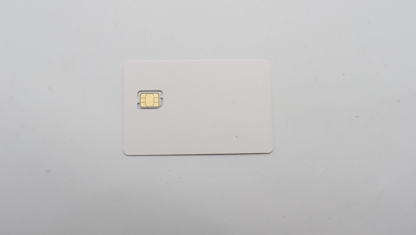 2muQOwZF0Uqrr9YIOk7Psw.c-r.jpg Lenovo WIRELESS Wireless,SIM,Gemalto eSIM