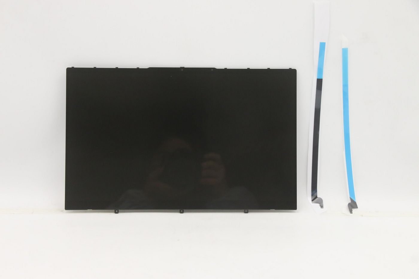 4biMxZWFvU6joJFV5UHtiw.c-r.jpg Lenovo LCD Module L 82BH FHD (5D10S39670)