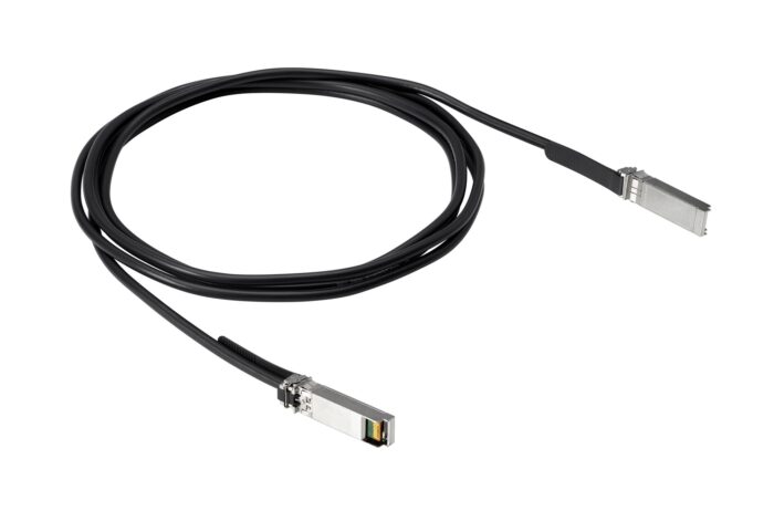 8491ecd8850c4ff08680cb623c0be1a61cd16367 HPE Aruba Networking Direct Attach Copper Cable (R0M47A) - Image 1