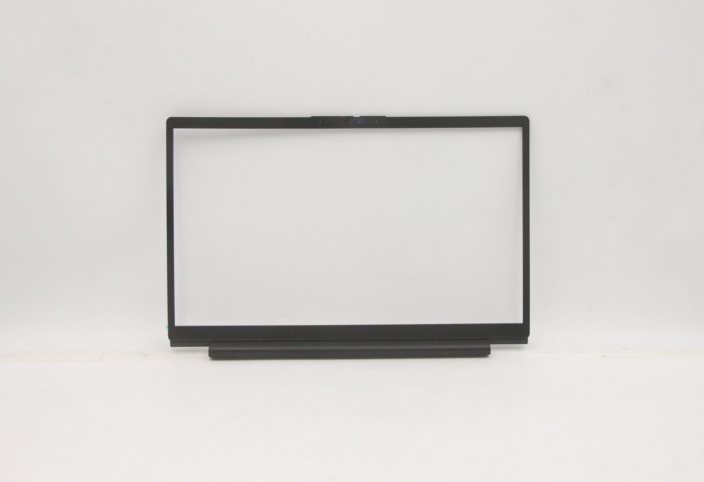 MmOoyg6lKEKSkvjrnEd6fg.c-r.jpg Lenovo LCD Bezel L 82KA BK (5B30S18998)