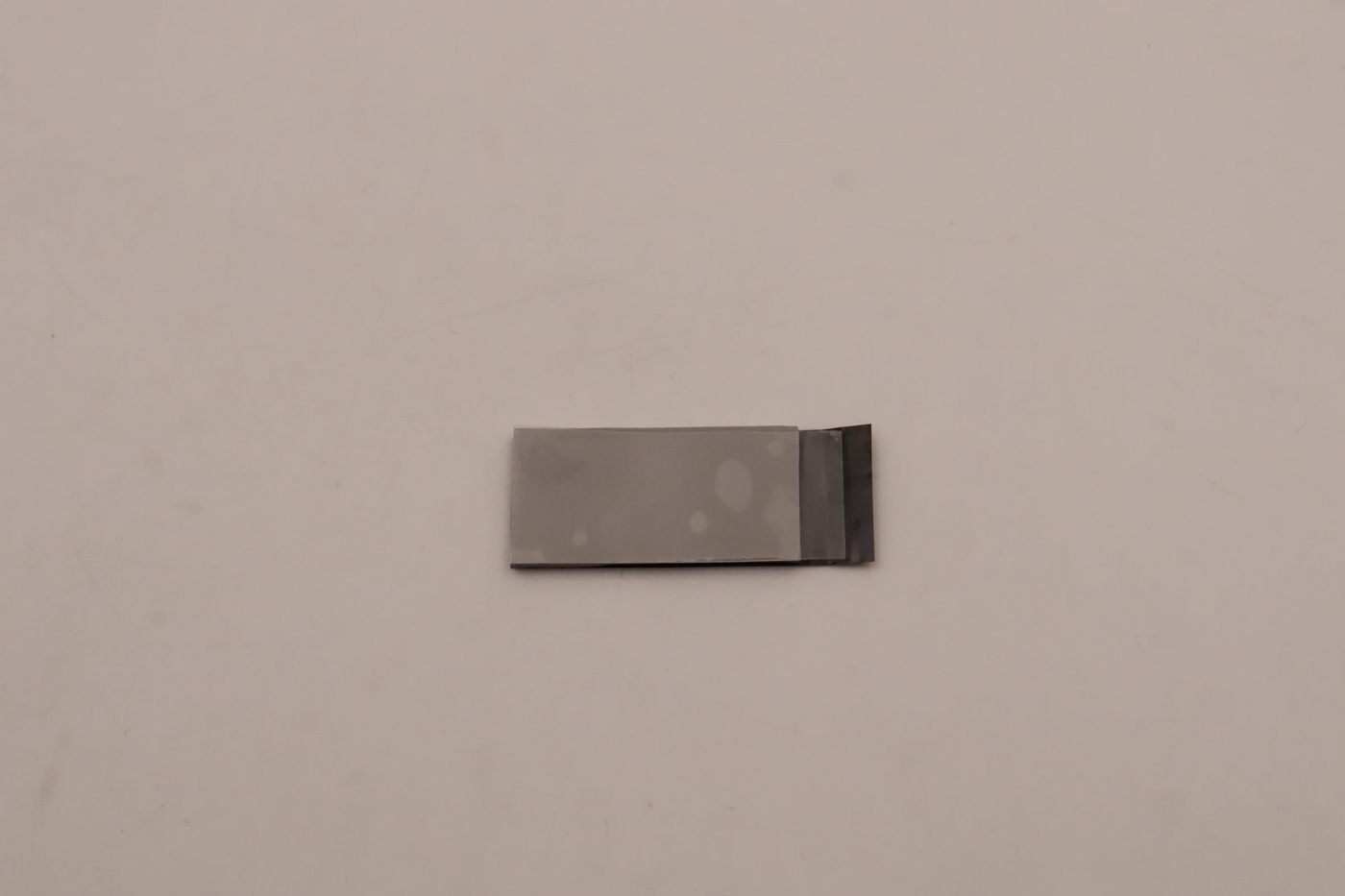 OmA_ozyueEau92OrAQVzHg.c-r.jpg Lenovo PAD SSD_T-PAD (5P21J37978)