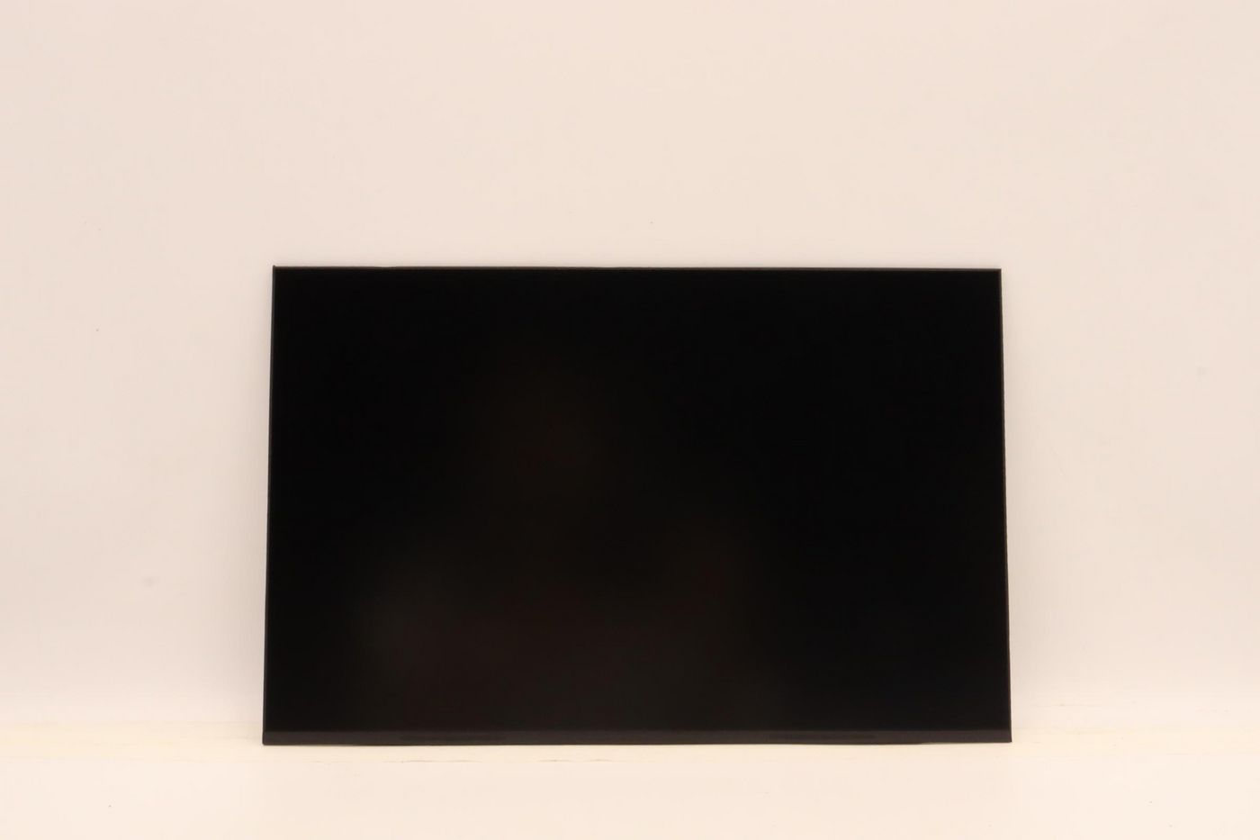 VOkSTinqO0Ca67cf_QBJSw.c-r.jpg Lenovo DISPLAY IVO 14.0 WUXGA AG (5D10V82397)