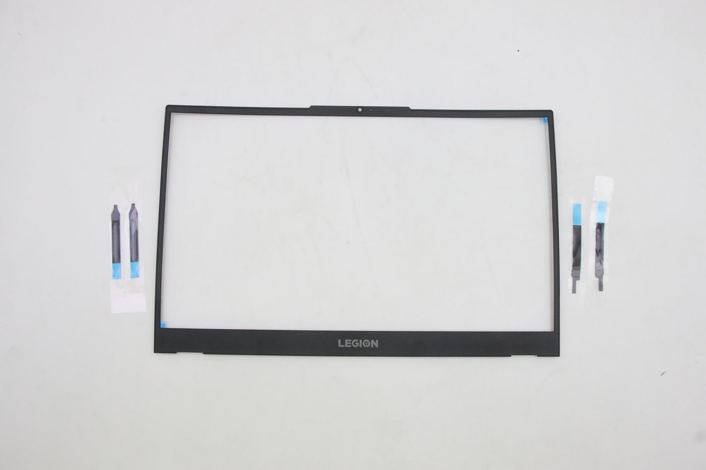 cL-AIVz75kyYCH2A8Q0mLA.c-r.jpg Lenovo LCD Bezel L 82JU W/ADHESIVE (5B30S19008)
