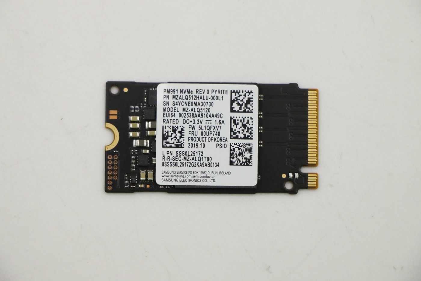 p48lHD4DiE6h62Wxr4Tq3g.c-r.jpg Lenovo SSD M.2 2242 512GB FRU SSD M.2 2242 512GB Samsung (00UP748)