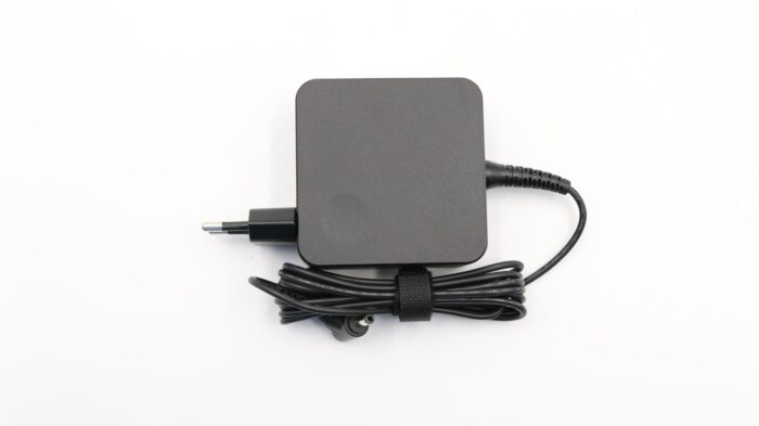 Lenovo 01FR159 power adapter/inverter Indoor 20 W Black (01FR159)