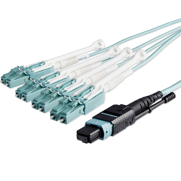 StarTech.com 10m (30ft) MTP(F)/PC to 4x LC/PC Duplex Breakout OM3 Multimode Fiber Optic Cable, OFNP, 8F Type-A, 50/125?m LOMMF, 40G Networks, Low Insertion Loss, MPO to LC Fiber Patch Cord