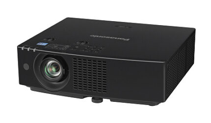 Panasonic PT-VMZ61B data projector Short throw projector 6200 ANSI lumens LCD WUXGA (1920x1200) Black