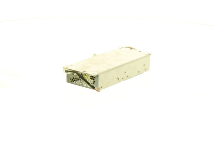 yP1JWbgrB0-a-Ml_9LB6xg.c-r.jpg HP Colour Laserjet CM6040 MFP (RP000354537)